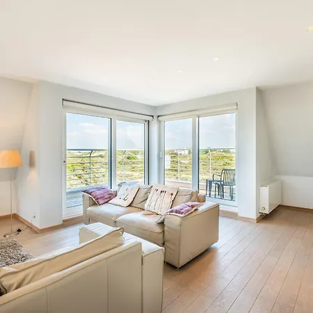 Appartement In With Sea View, Cleaning Included