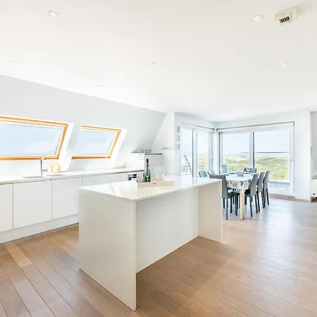Appartamento In With Sea View, Cleaning Included *